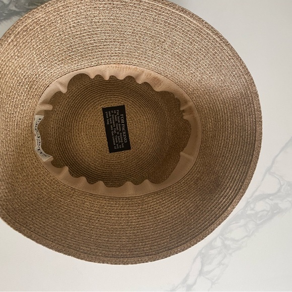 Eric Javits Tan Bucket Hat - Picture 6 of 7